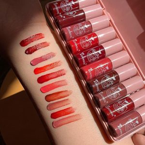 Lip gloss natural fruits