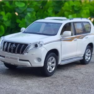 Toyota Land Cruiser Prado facelift 132 Scale SUV Diecast Model