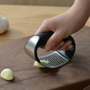 Stainless Steel Garlic chopper Crusher Kitchen Vegetable Garlic Squeezer Masher