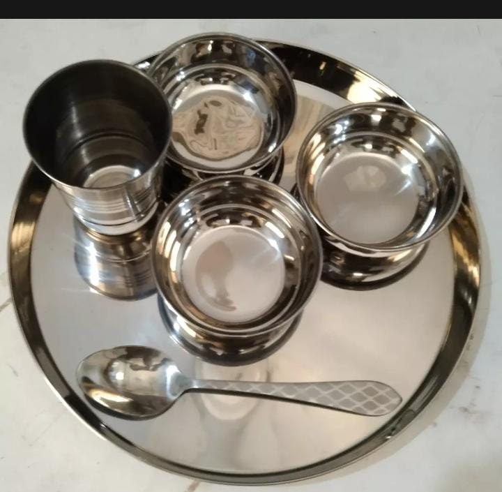 Indian thaali set 1 thaali 4 pyali 1 glass 1 spoon set heavy quality thali set