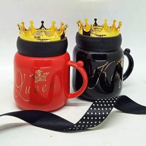 King Queen couple mugs with crown Lid. Classical cermic mug, a best gift for wedding or anniversary or for parents