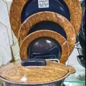 72 Pieces Plastic Dinner Set -