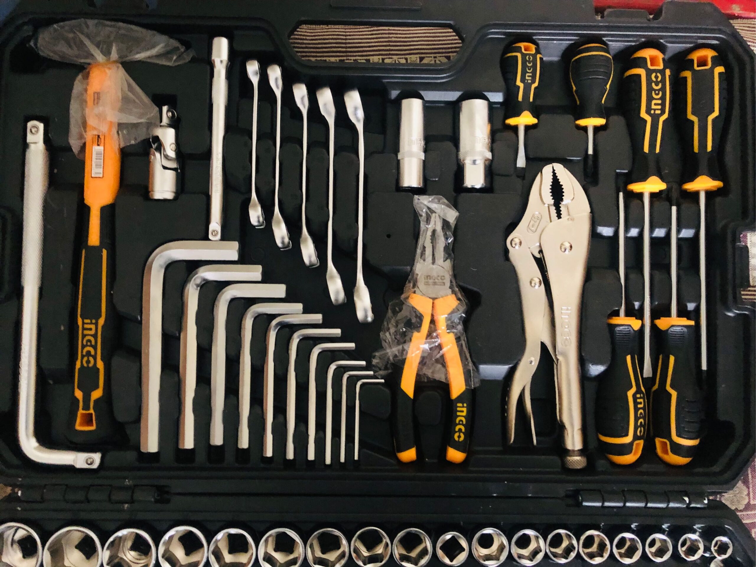 142Pcs Ingco combination tools set (Sockets, Wrenches, - Image 3