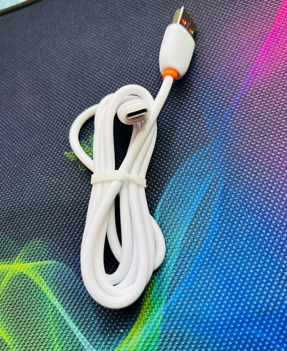 AWA Type-C Fast Charging & Data Transfer Cable (ttZ)