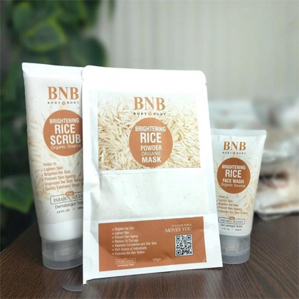 Rice Whitening And Glowing Facial Kit - Image 2